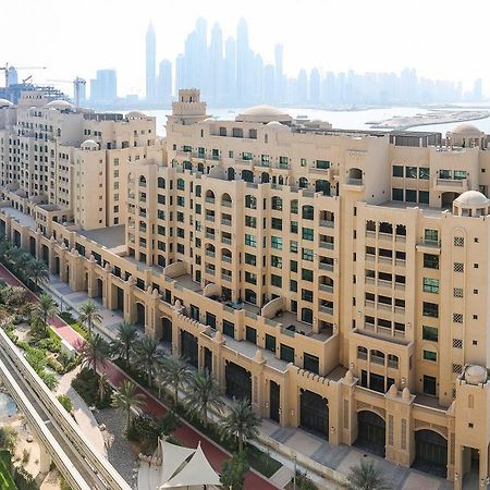 Fantastay - Palm Jumeirah Дубай Екстериор снимка